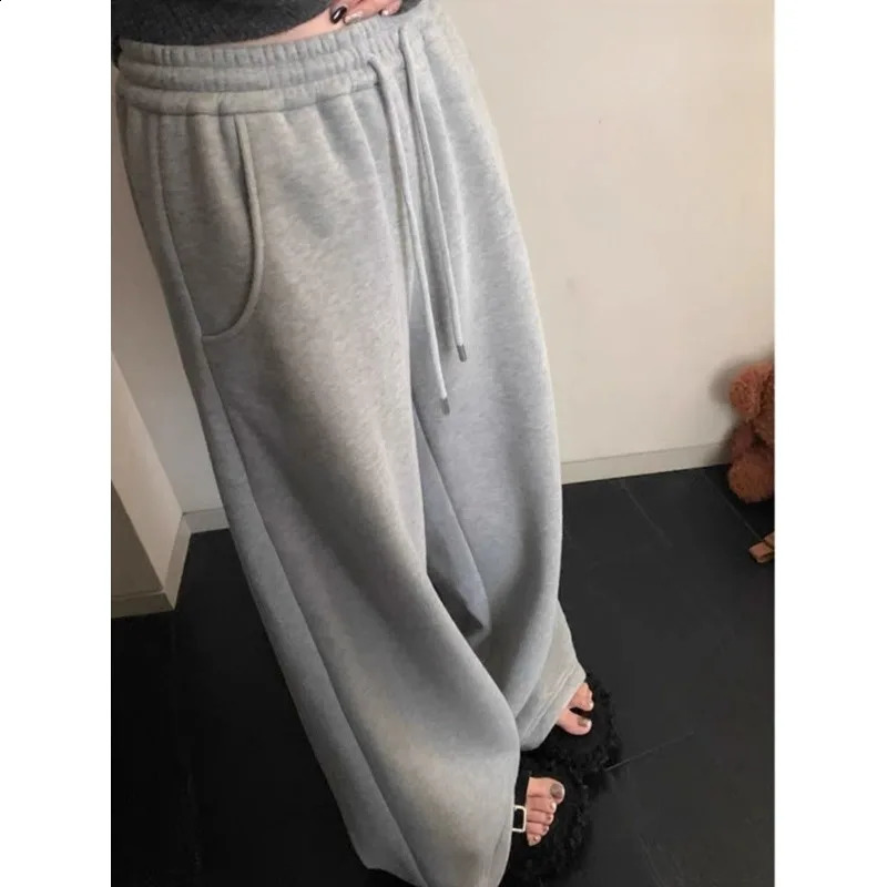 Deeptown Vintage Baggy Sweatpants Women Harajuku Oversize Grey Jogger Wide Pants with Fleece Casual Retro Korean Cotton Trousers 241008