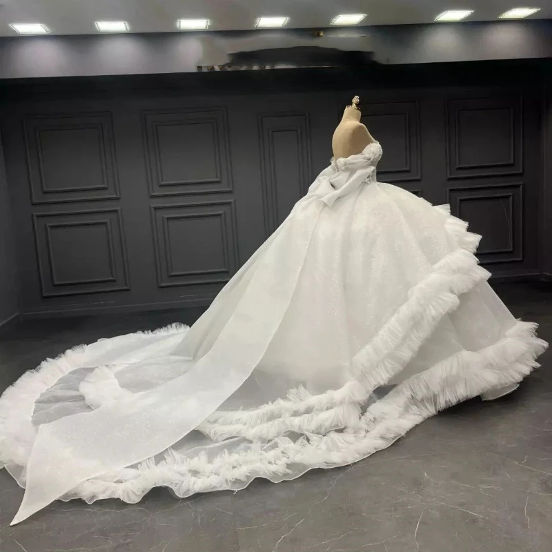 White Shiny Quinceanera Dresses Off The Shoulder Lace Applique Sequins Beading Tiered Tull Mexican Sweet 16 Dress Vestidos De XV 15 Anos