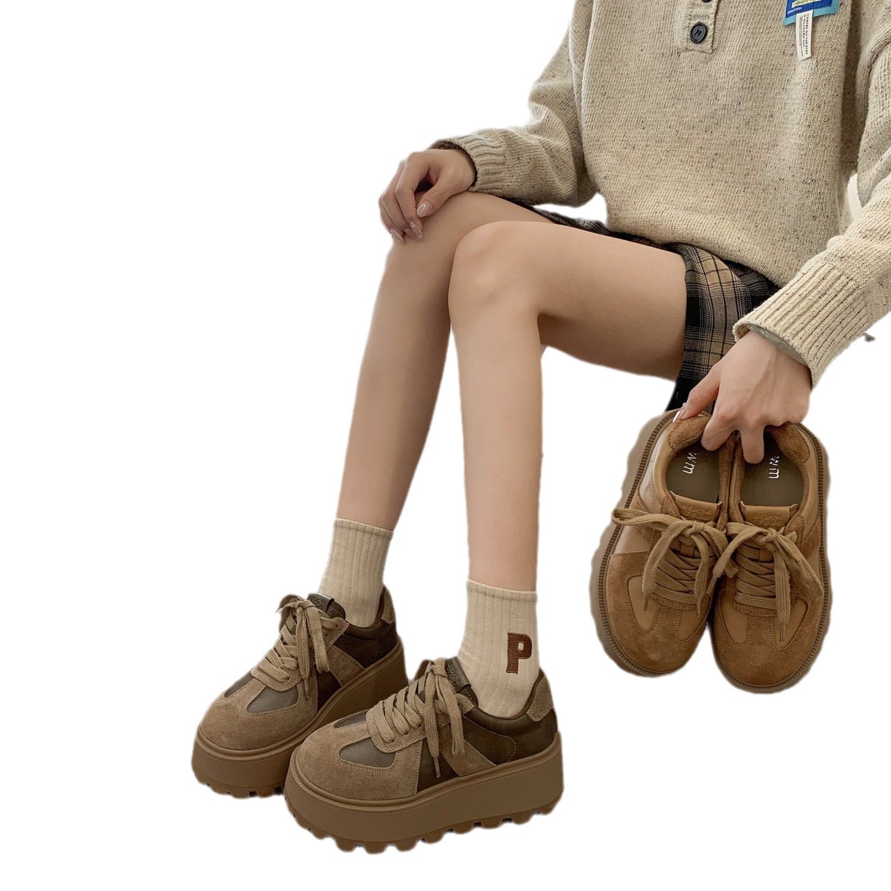 Women's Retro Flat Casual Breathable Mesh Lace-up Sports Shoes 5f51