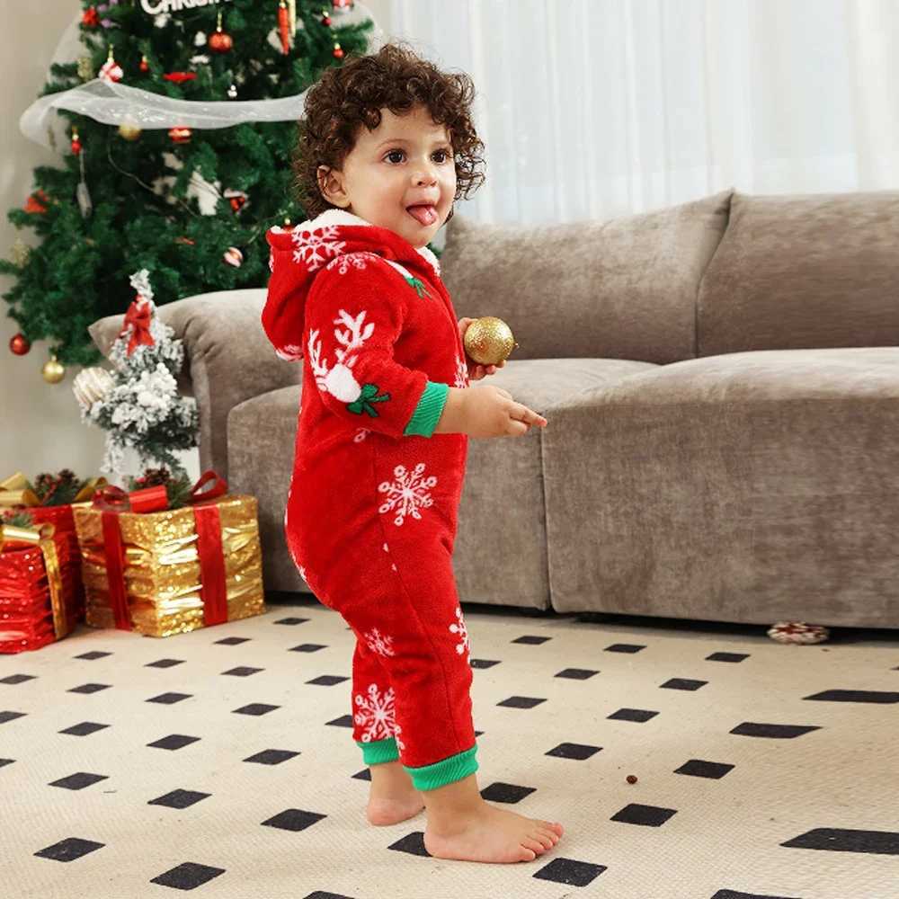 Family cartoon printing cute pajamas flannel thick warm clothing set for parents and children matching set Christmas pajamas W241008