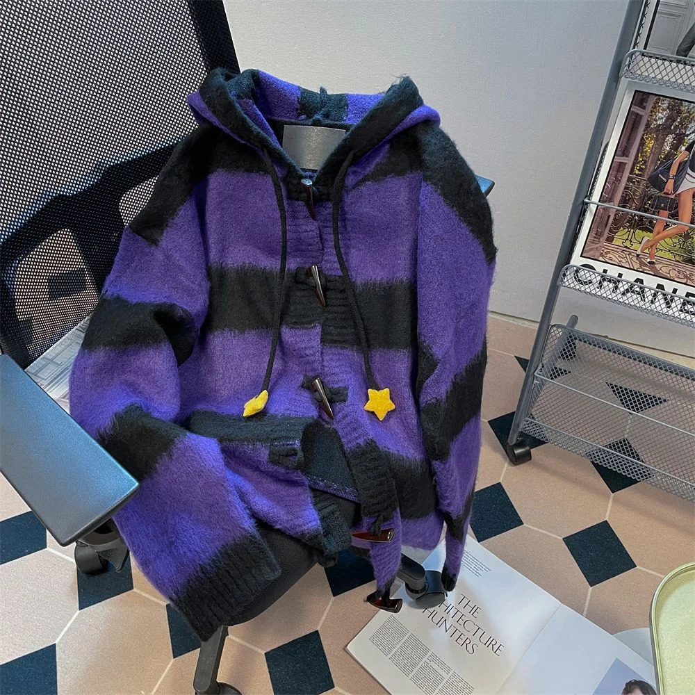Korean retro purple striped hooded zipper sweater suitable for women lazy winter style horn button knitted 241007