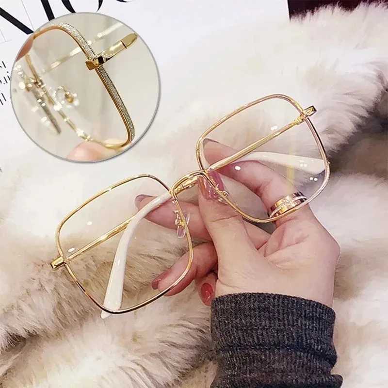 New Fashion Anti-Blue Light Glasses Glitter Metal Gold Color Frame Flat Lens Plain Eyeglasses Women Large Square Frame EyewearX241008