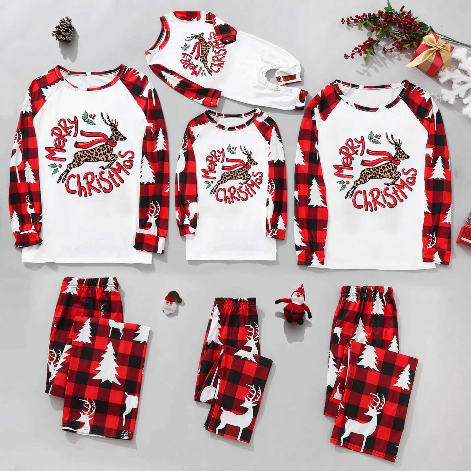 New 2024 Parent Child Family Matching Outfits Fashion Xmas Cartoon Prints Comforts Christmas Pajamas Family Holidays Baby ClotheXJ241008