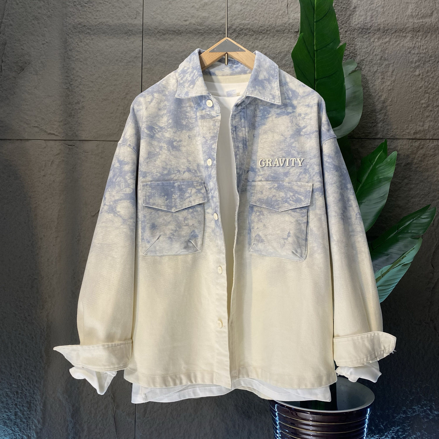 2024 autumn long sleeved loose fashion casual design sense niche versatile and stylish men's shirt trend