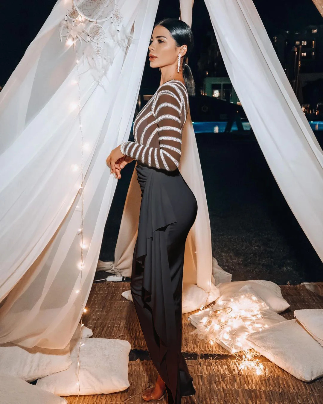 Sexy Ashion sees through elegant split style lesbian long sleeved Vneck striped sexy dress eyecatching sparkling party Vestidos 241007