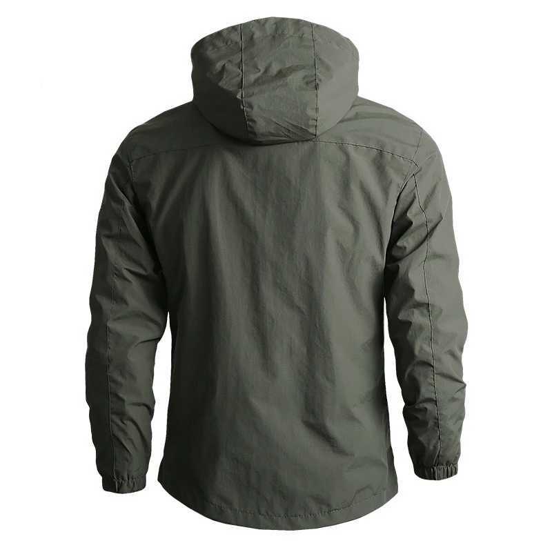 Waterproof Windproof Special Forces Hooded Climbing Coats Camo Spring Autumn Shark Skin Cargo Jackets Unload Thin Jacket MenXJ241008