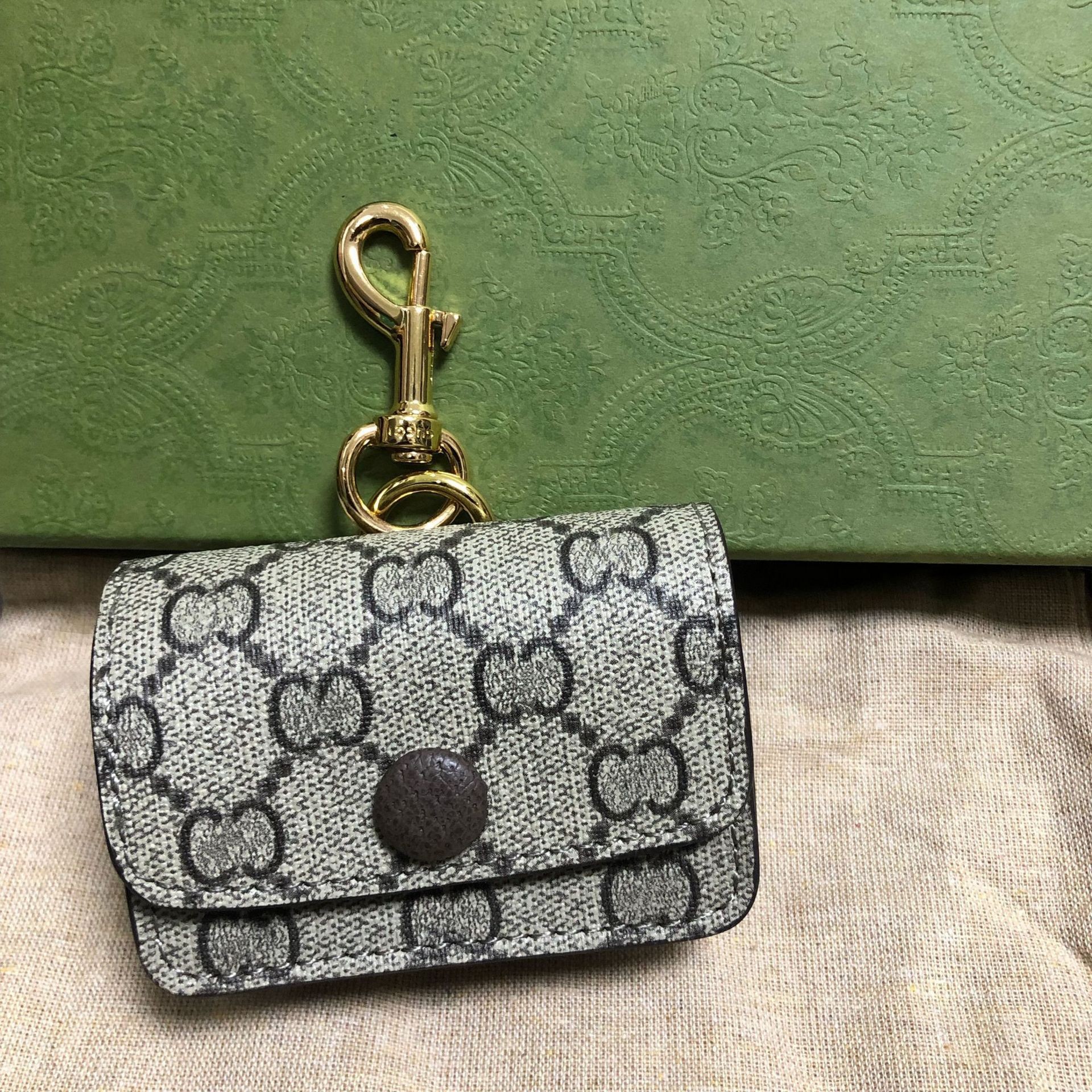 Pet Fashion Collar, Pet Harness, Traction Rope, Traction Bag, Three-piece Set, Fashionable Items, Schnauzer Dog Harness