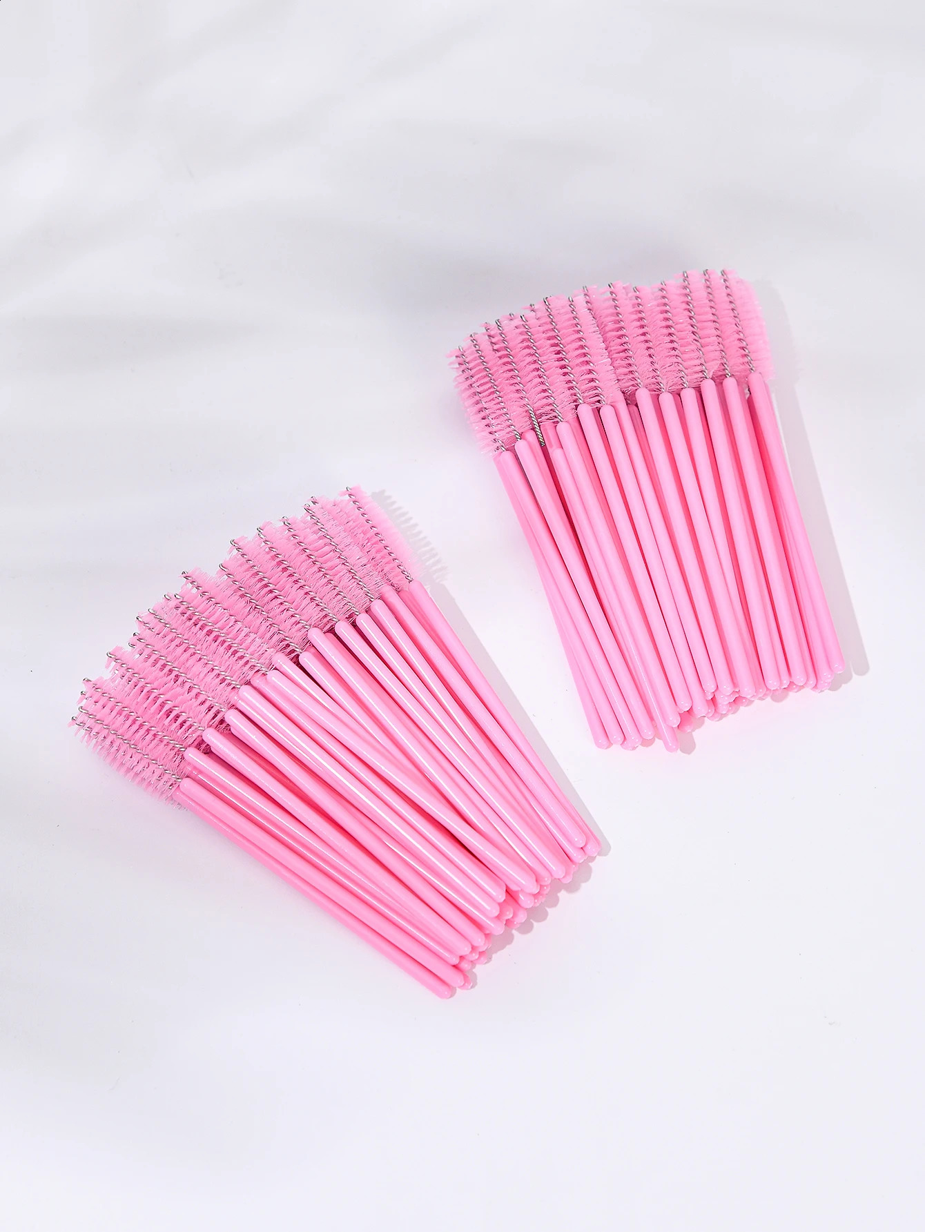 100PCS eyelash brush makeup brush disposable eye black stick application coil eyelash cosmetics brush eyelash extension tool 241008