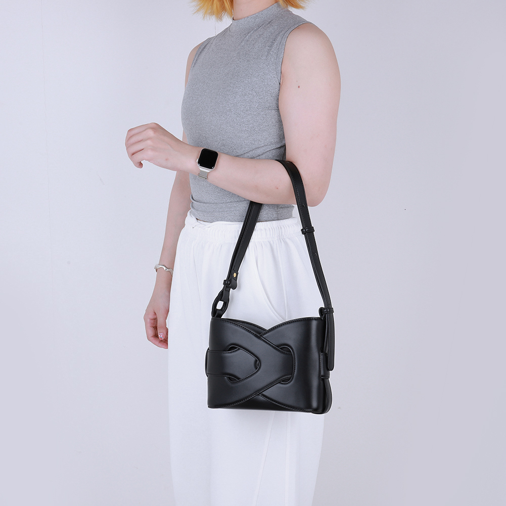 Intertwined Fashion Handbag PU Leather Chic Underarm With Adjustable Strap Trendy Crossbody Bag Solid Color Everyday Purse
