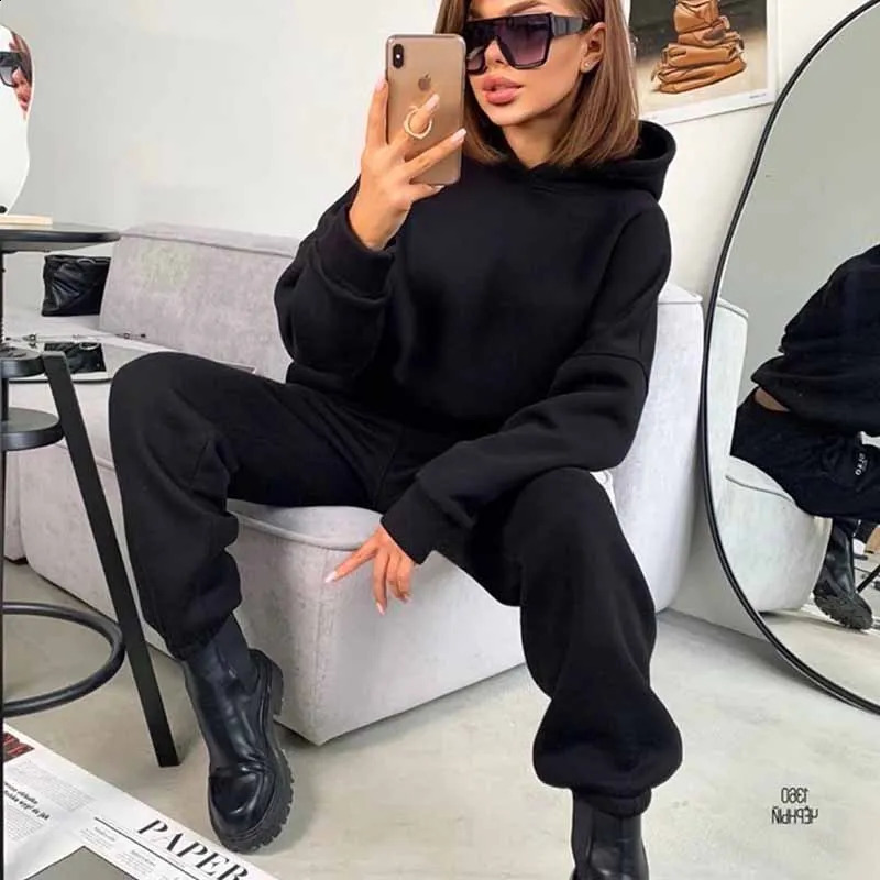 2piece hooded sweatshirtjogging pants casual sportswear autumn and winter twopiece set womens clothing 241008