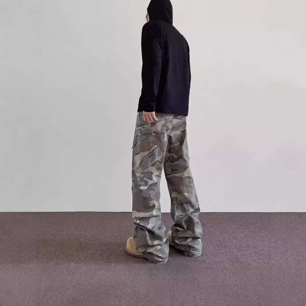 2024 New American Retro Style Camouflage Denim Work Pants Men's Loose Straight Leg High Street Micro Pull Down Pants In 9E8