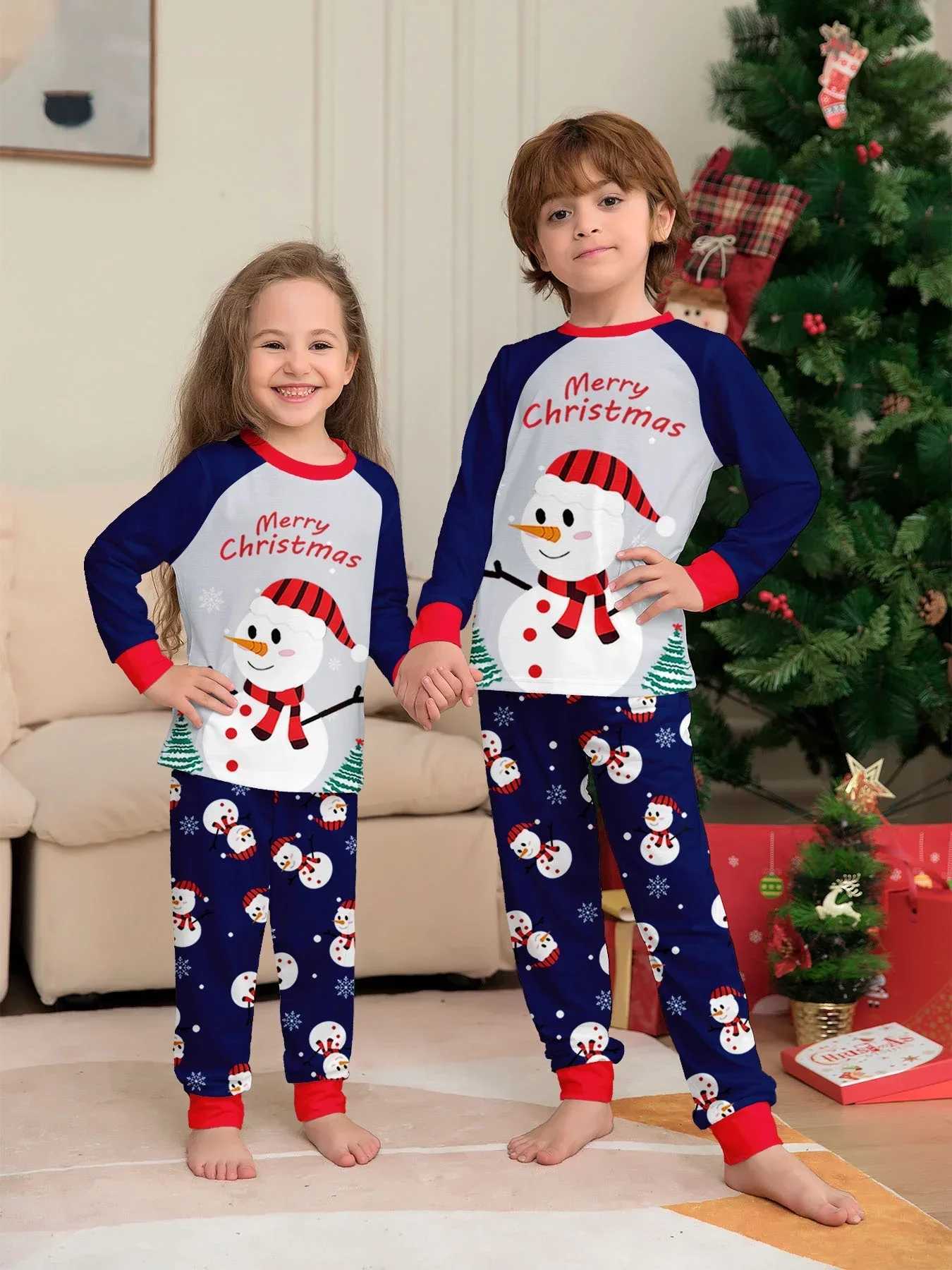 Full set of snowman print mom dad child matching set Christmas pajamas set cute soft 2-piece set baby jumpsuit family appearance Pjs W241008