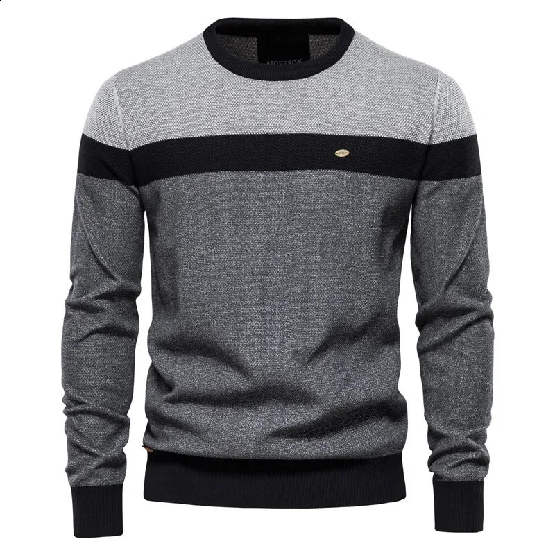 Autumn Winter Mens Sweater Highquality Round Neck Stripe Color Blocking Warm Pullover Male Fashion Casual Knitwear Men Clothing 240930