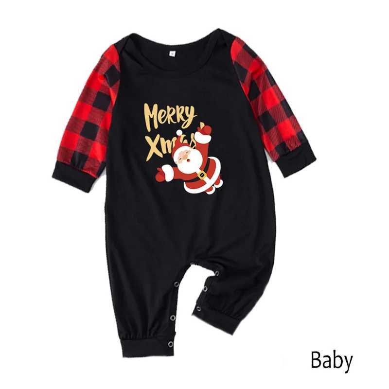 Short sleeved Christmas Pajamas Family Matching Set Flat Father Mother and Child Christmas Pajamas Mom and Me Pj Clothes W241008