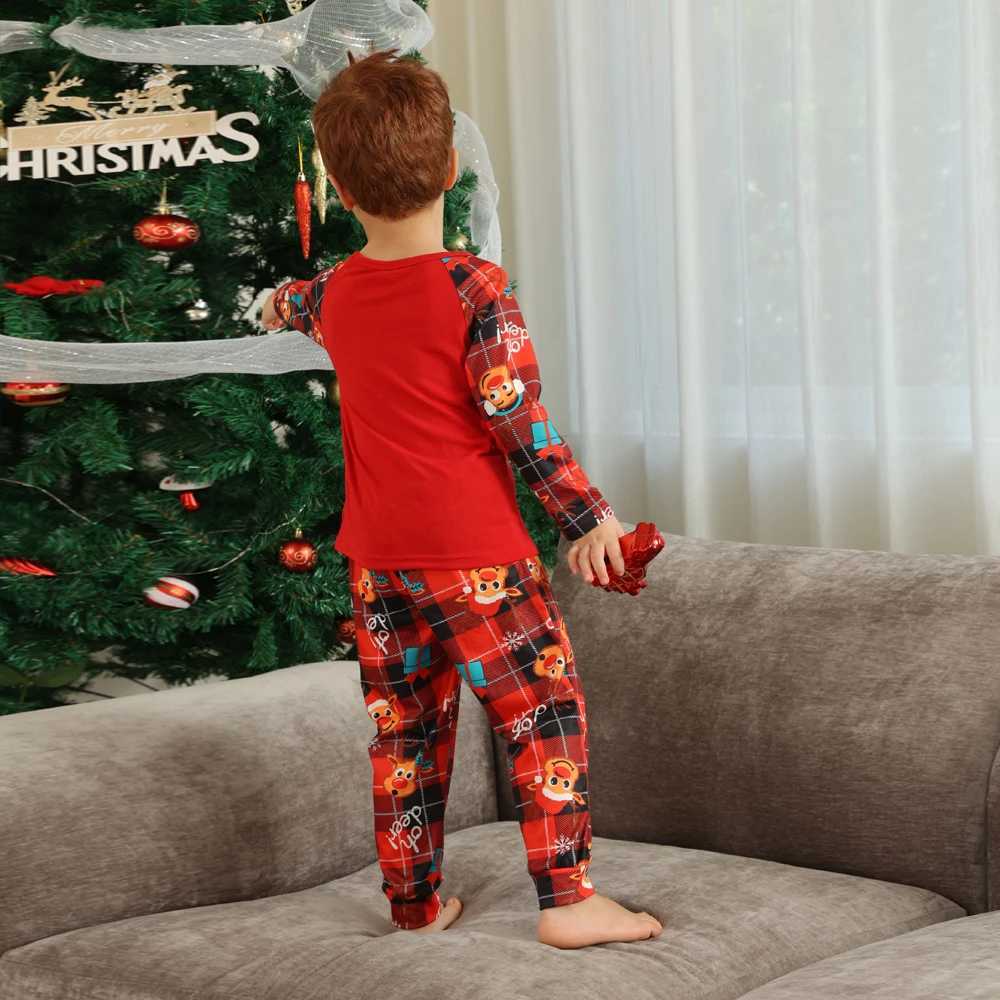 Merry Christmas Matching Clothing Elk Printed Pajama Set 2024 New Year Clothing Soft and Cute Pajama Family Appearance Set Pjs W241008