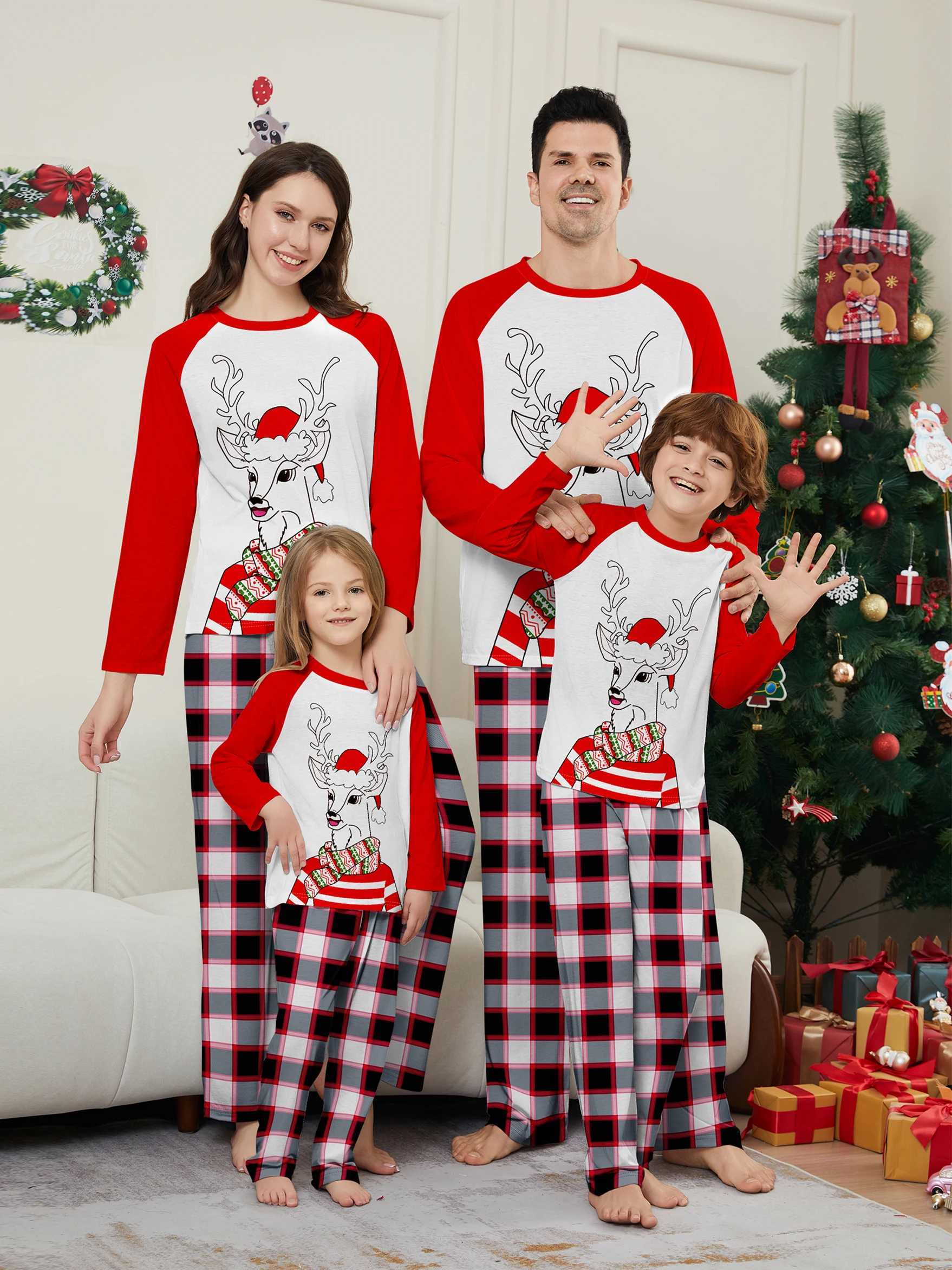 Christmas Family Matching Set Mom Dad Child 2-piece Pajama Set Baby Casual Loose Pajama Christmas Family Appearance Pajama W241008