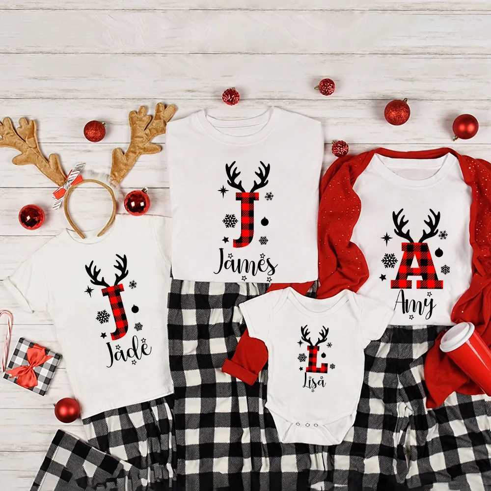 Family Christmas name shirt monochrome family Christmas shirt personalized Christmas dad mom child matching T-shirt W241008