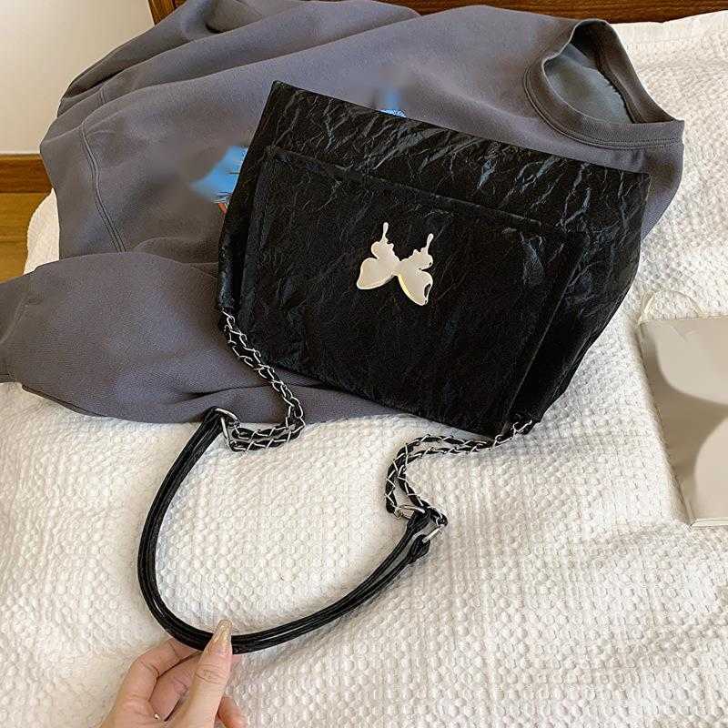 CMM Fashion and Beautiful Butterfly Bag for Womens Spring Summer Trend New Large Capacity Personalized Chain Single Shoulder Armpit Womens Bag