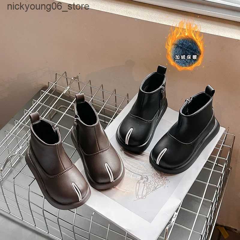 Boots 2024 Children Short Boots for Girls Autumn Winter New Fashion Korean Soft Anti-slippery Casual Versatile Keep Warm Leather Shoes L240910