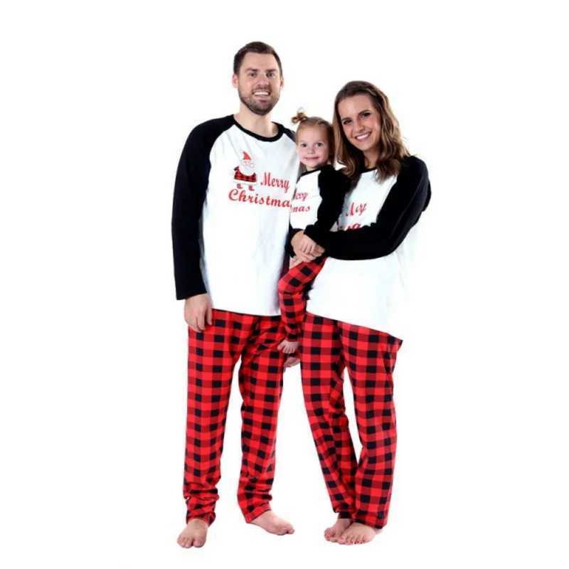 Santa Claus Family Matching Set Cute and Comfortable Christmas Family Pajamas Merry Christmas W241008