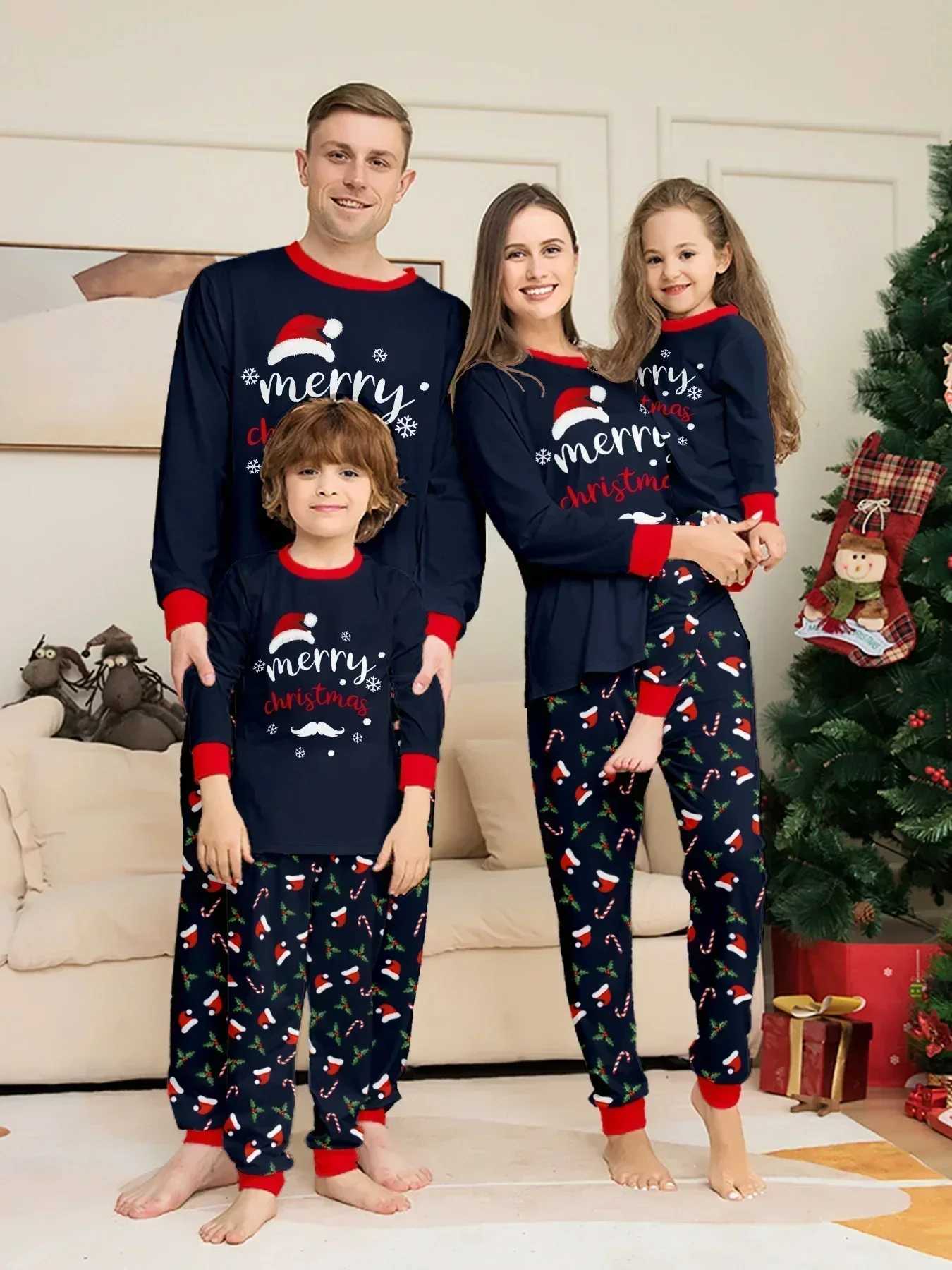 Merry Christmas Printing Pajama Set Mom Dad Child Matching Clothing Set Baby jumpsuit Pjs Soft and Warm Christmas Family Appearance Pajamas W241008