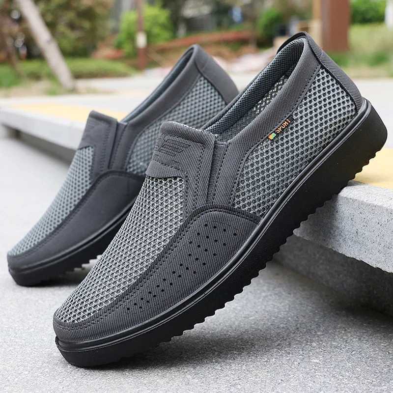 Canvas shoes mens classic Loafers mens casual breathable Versatile Walking Flat mens sports shoes Plus size Y241008