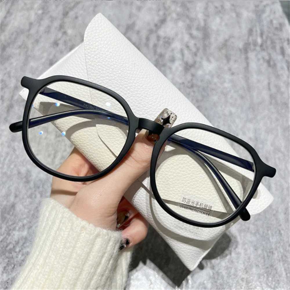 Large Frame Transparent Glasses Stylish Womens Image Eyeglasses Anti Blue Light Square Eyewear Computer Goggles Fake GlassesX241008