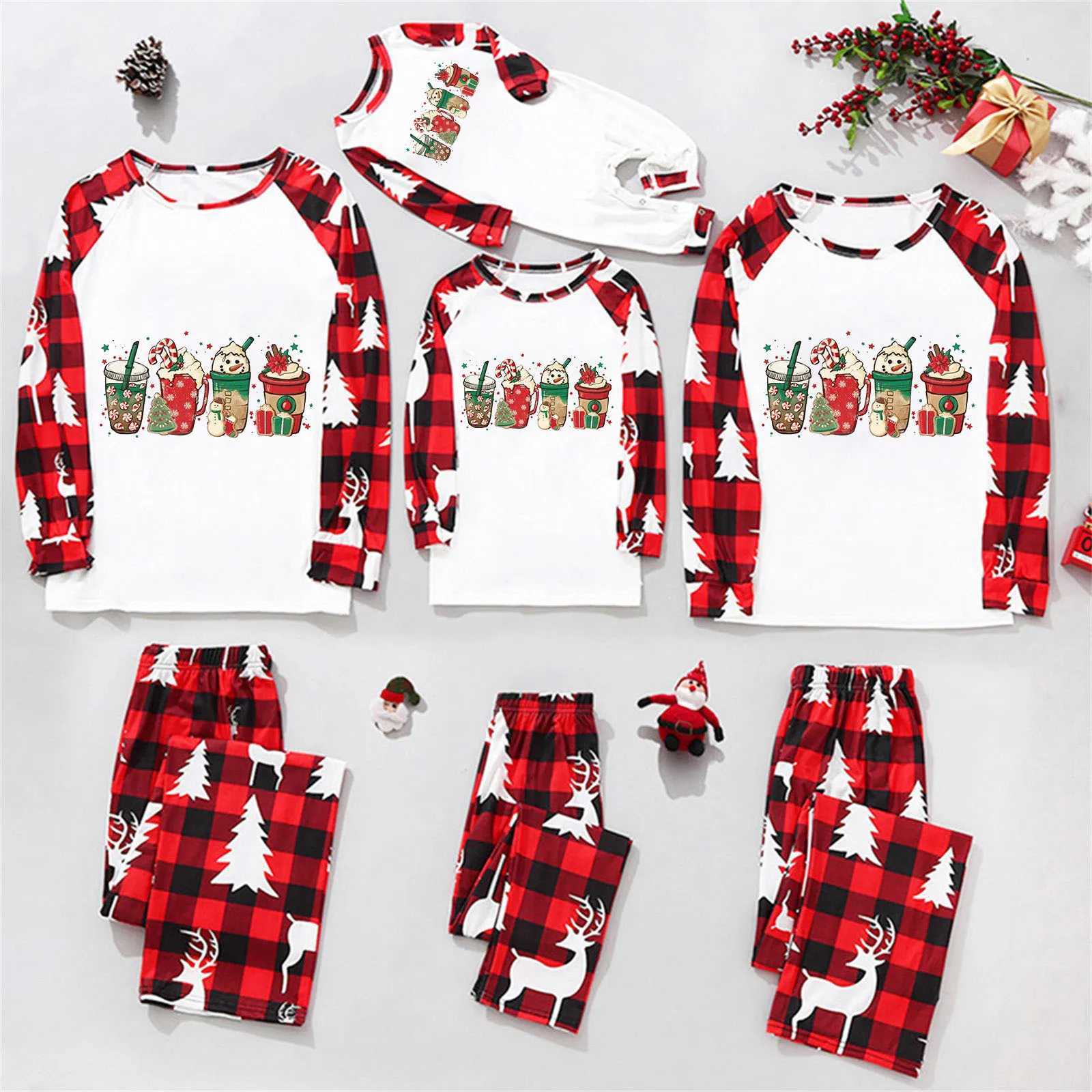 New Christmas Family Matching Set Fashionable Cartoon Letter Printing High Quality Christmas Pajamas Family Holiday Mother and Child Baby Clothing W24