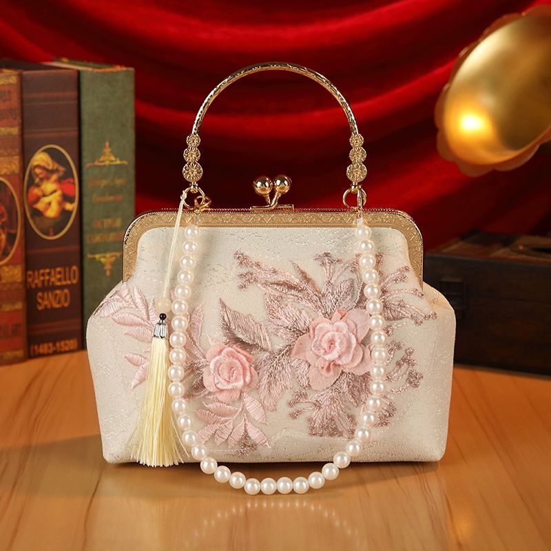 2024 New Designer Bag Flower Lace Mesh Socialite Handbag Antique Cheongsam Banquet Bag Rhinestone High end Women's Bag