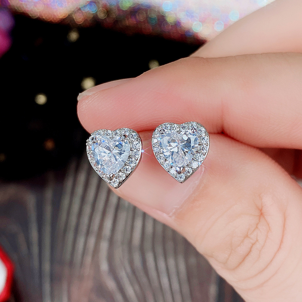 Luxury Jewelry 925 Sterling Silver Girl White Topaz CZ Diamond Simple Fine Party Women Wedding Heart Stud Earring Gift Wedding Jewelry