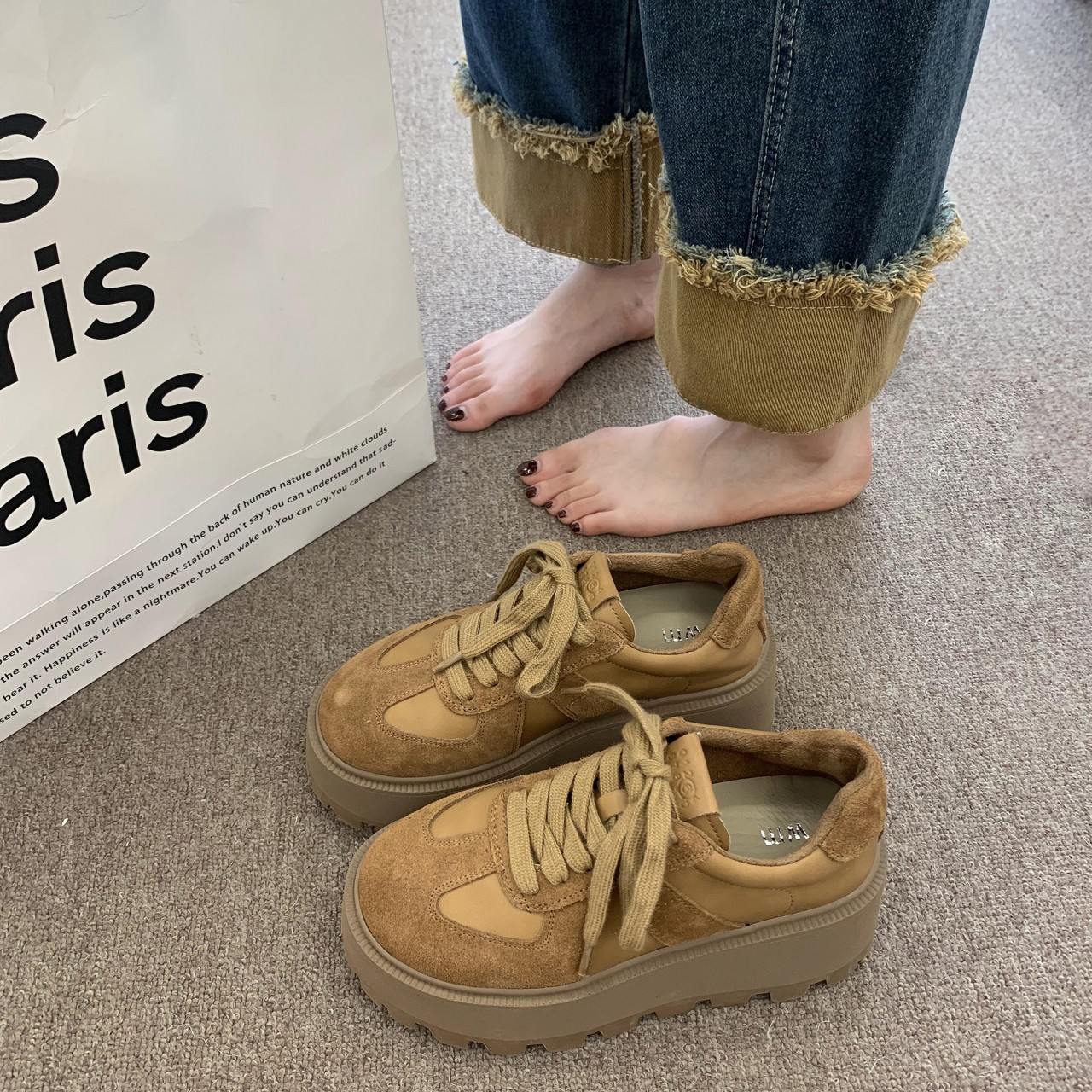 Women's Retro Flat Casual Breathable Mesh Lace-up Sports Shoes 5f51