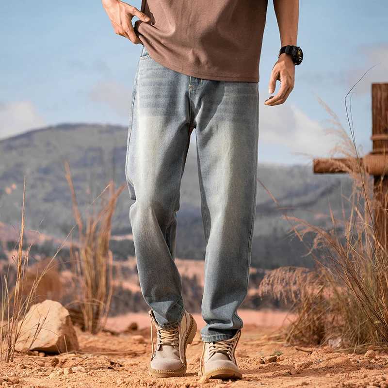 2024 Spring/Summer New Mens Jeans Simple and Fashionable Pants Showcase High Slimming Loose Straight Leg JeansW240715