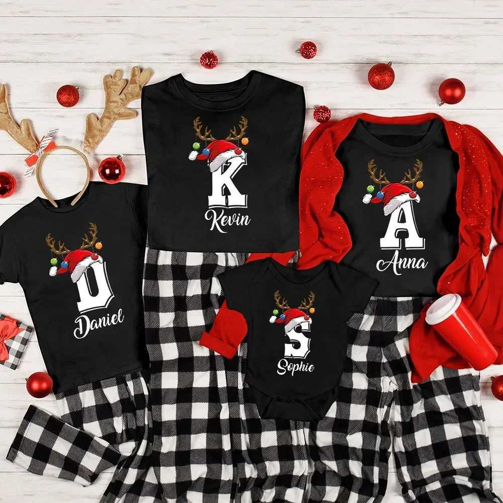 Personalized Christmas family matching clothing for the first time with Name Mom Dad Daughter son T-shirt baby bodysuit Christmas girl boy set W241008