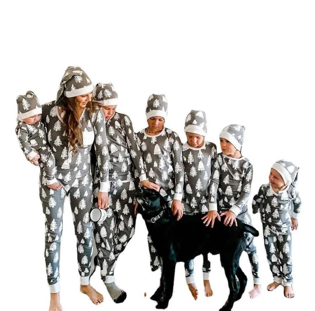 New 2024 Christmas Family Matching Set Christmas Tree Printing Dad and Child Pajama Set Mom and Baby jumpsuit Cute Christmas Hat W241008