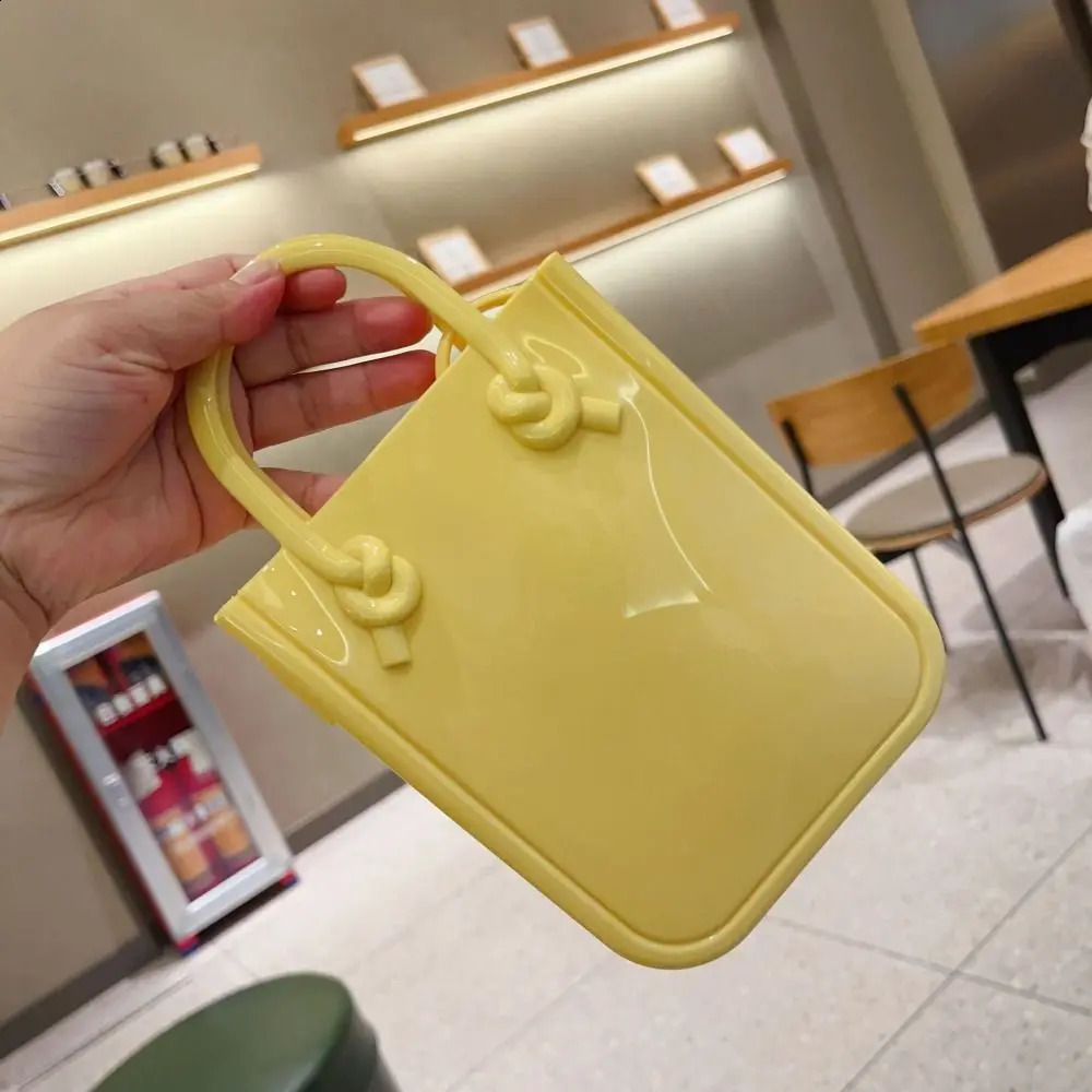 PVC Jelly Bag Macaron Colored Handbag Womens Cross Body Mini Tranel Phone 241008