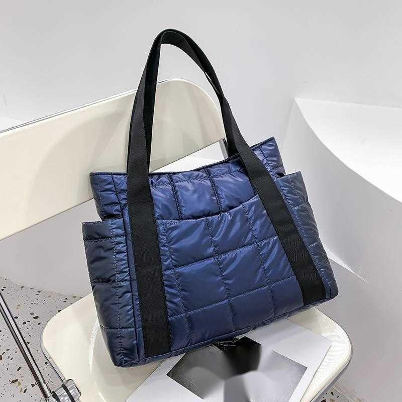 CMM Womens Autumn Winter New Fashion Lingge Space Cotton Robe Bag Womens Single Shoulder Tote Bag