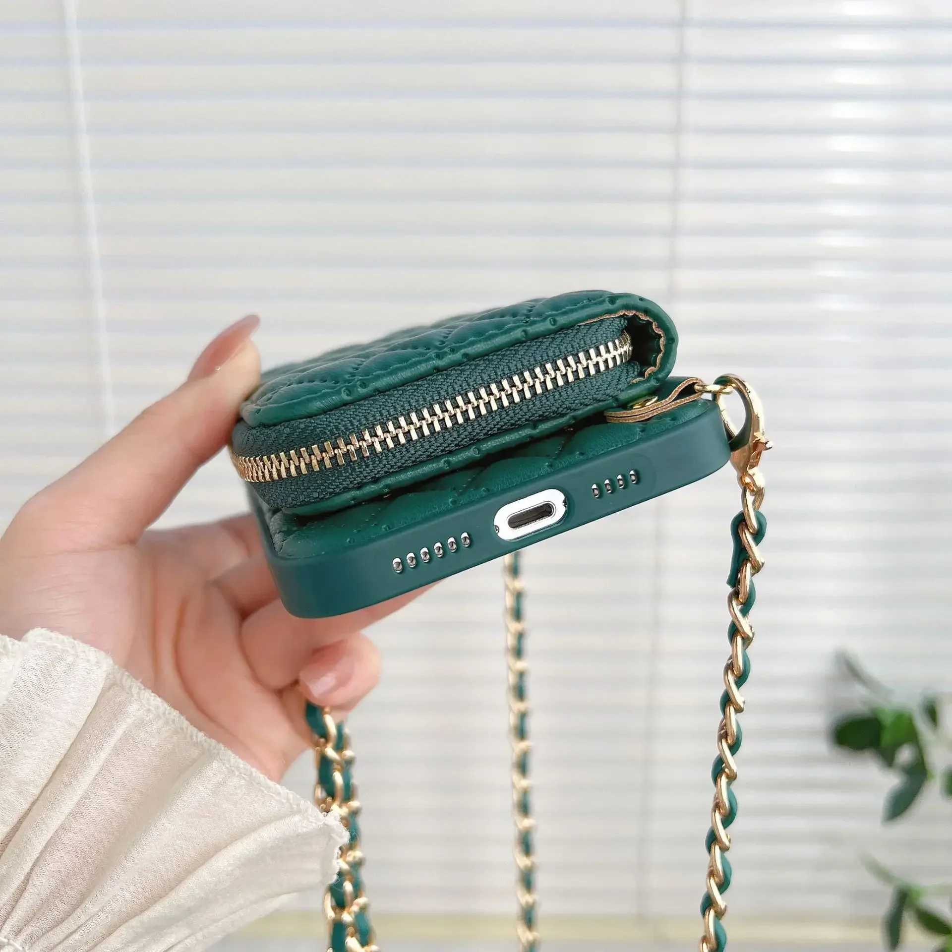 Luxury Case Crossbody Tether Phone Case Suitable for iPhone 16 15 14 13 12 11 Pro Max Zipper Wallet Card Slot Bracket Chain PU Leather Cover Z241008