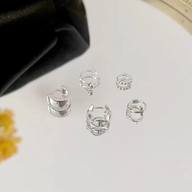 plated temperament, internet famous female earrings, small and niche earrings