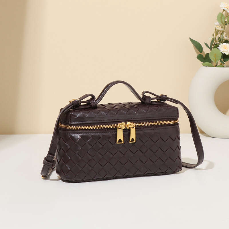 Hand Woven Fashionable For B Family S Spring And Summer New Style Single Shoulder Hand Held Crossbody Lunch Box Bag