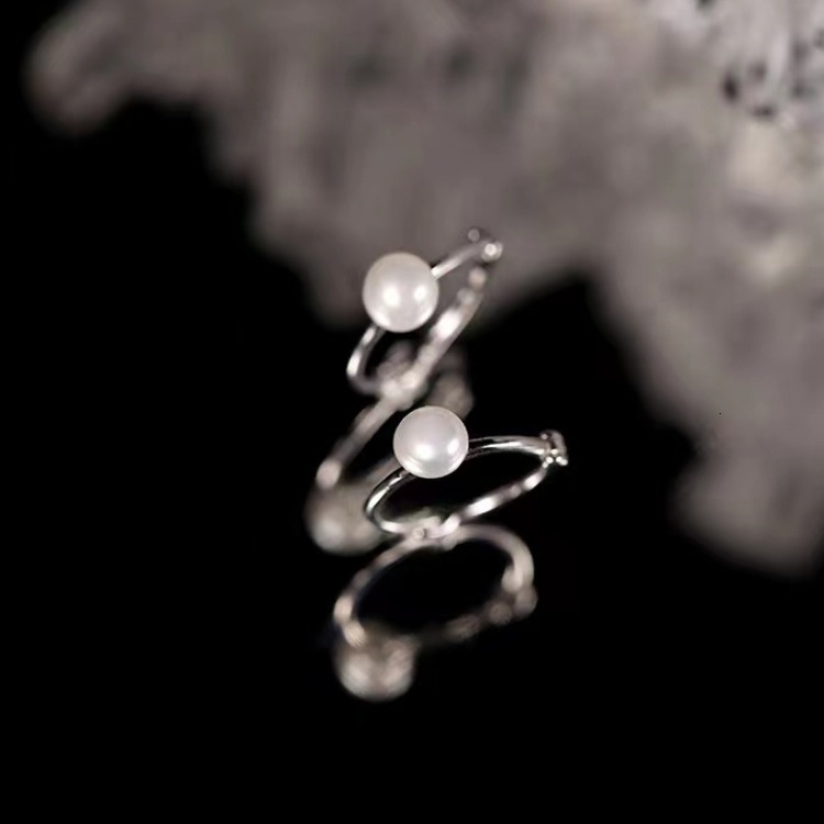 pearl female earrings, niche design, simple temperament accessories