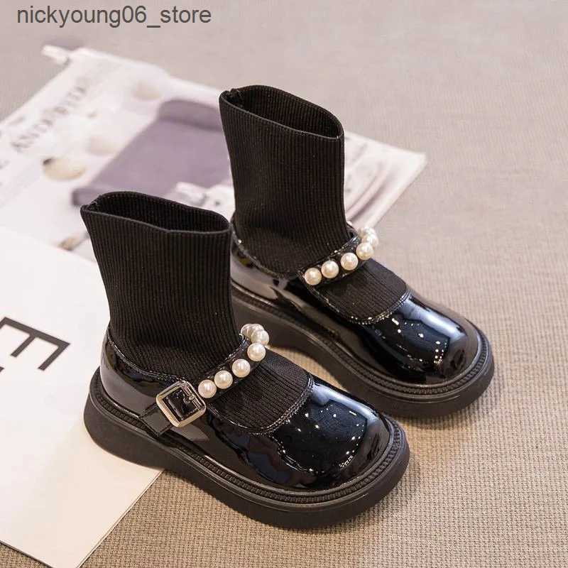Boots Kids Patent Leather Boots Pearl Knitted Girls Shoes Fashion Soft Sole Princess Boots Black Breathable Children Socks Boots L240910