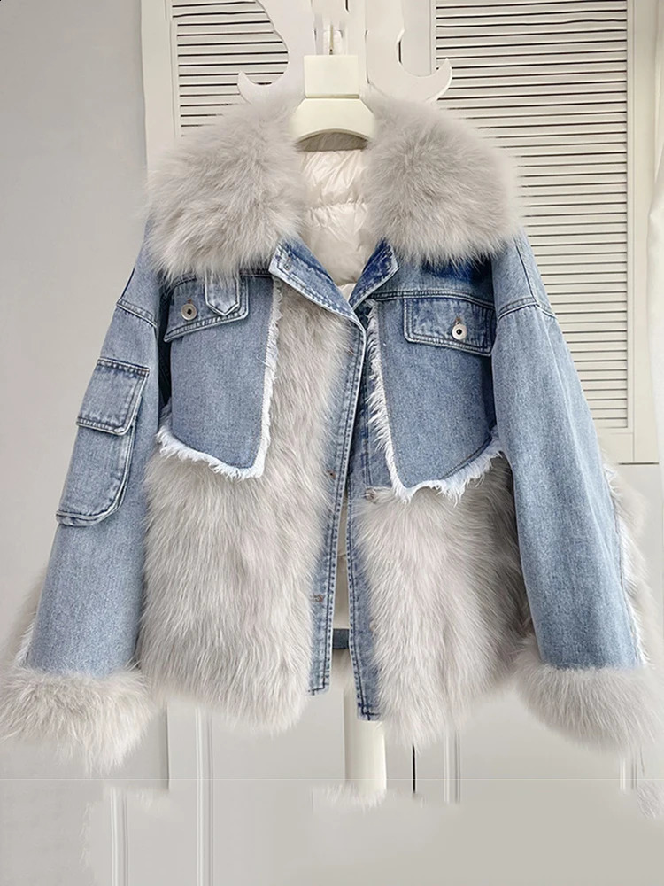 KBAT 2024 Women Winter Denim Jacket Oversize Large Fur Collar Plus Velvet Detachable Thick Loose Warm Bomber Jean Coat 241008