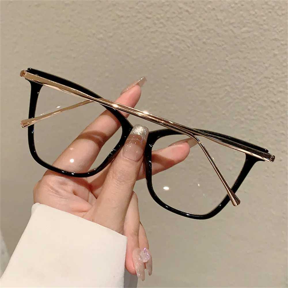 Retro Cat Eye Metal Eyeglasses Frame Anti Blue Light Glasses Women Brand Designer Myopia Optical Glasses Computer GogglesEyewearX241008