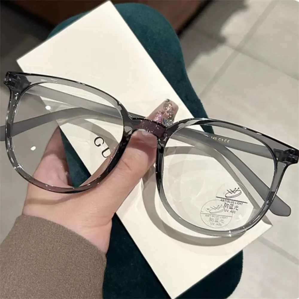 2024 New Anti-blue Light Glasses Men Women Fashion Transparent Computer Glasses Frame Retro Myopia Glasses Square EyeglassesX241008