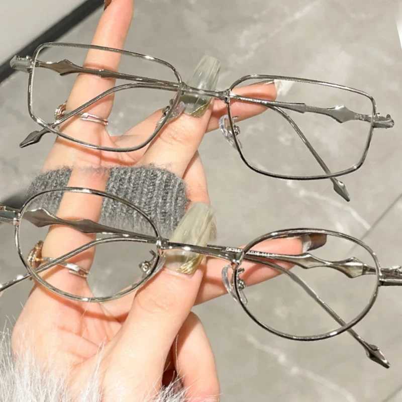 Vintage Anti Blue Light Glasses Women Small Frame Metal Oval Shades Sunglasses For Men Eyewear Frames Ladies Sun Glasses DesignX241008