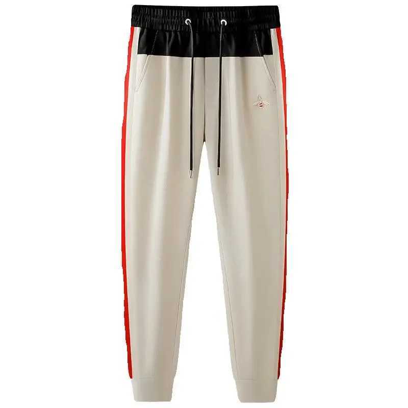 Luxury brand mens long pants with bee embroidery 2024 new spliced sports pants summer lightweight and trendy golf pantsX241008