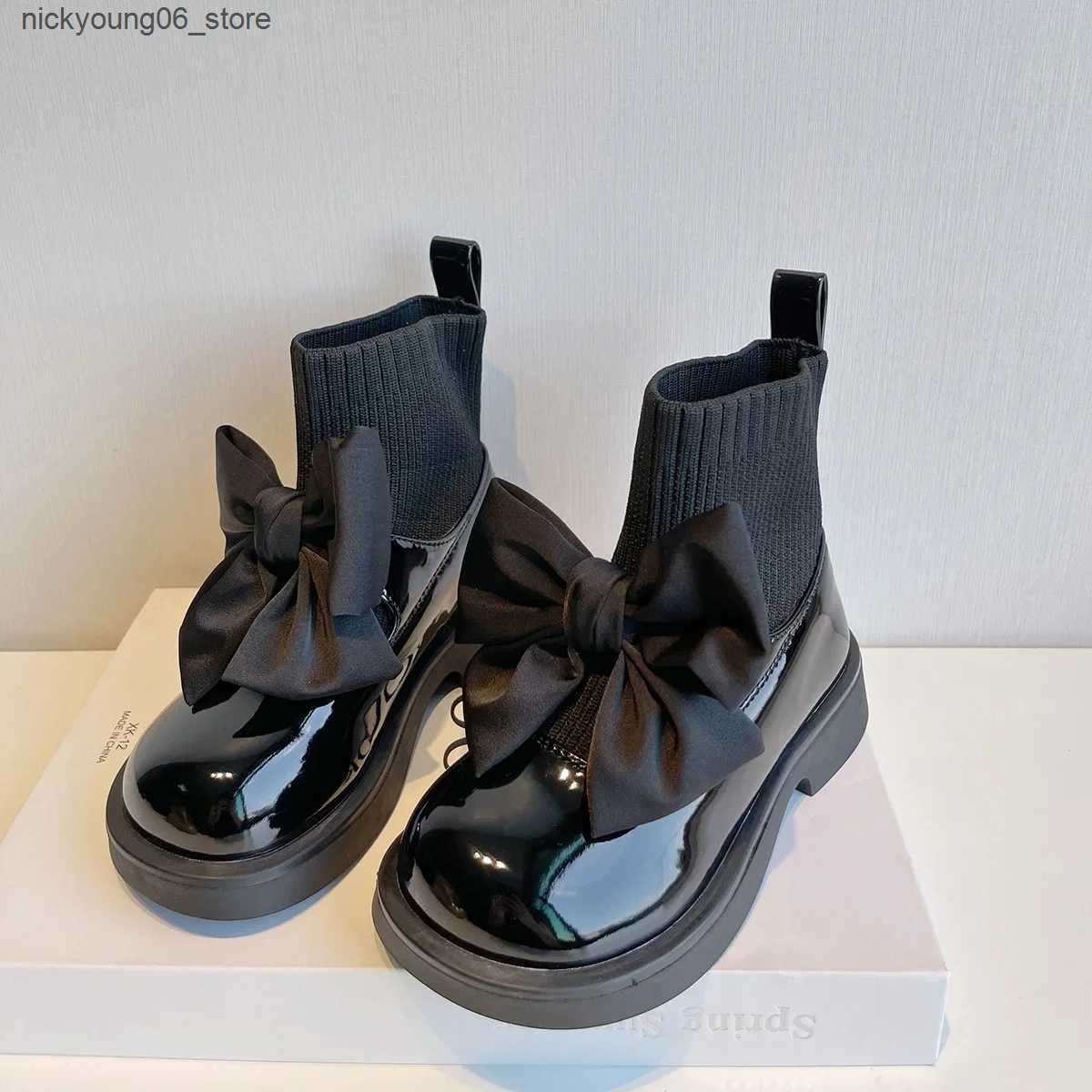 Boots Childrens Boots Fashion PU Solid Black Bow Girls Uniform 2022 Spring and Autumn New Kids Fashion Flying Knit School Socks Shoes L240910