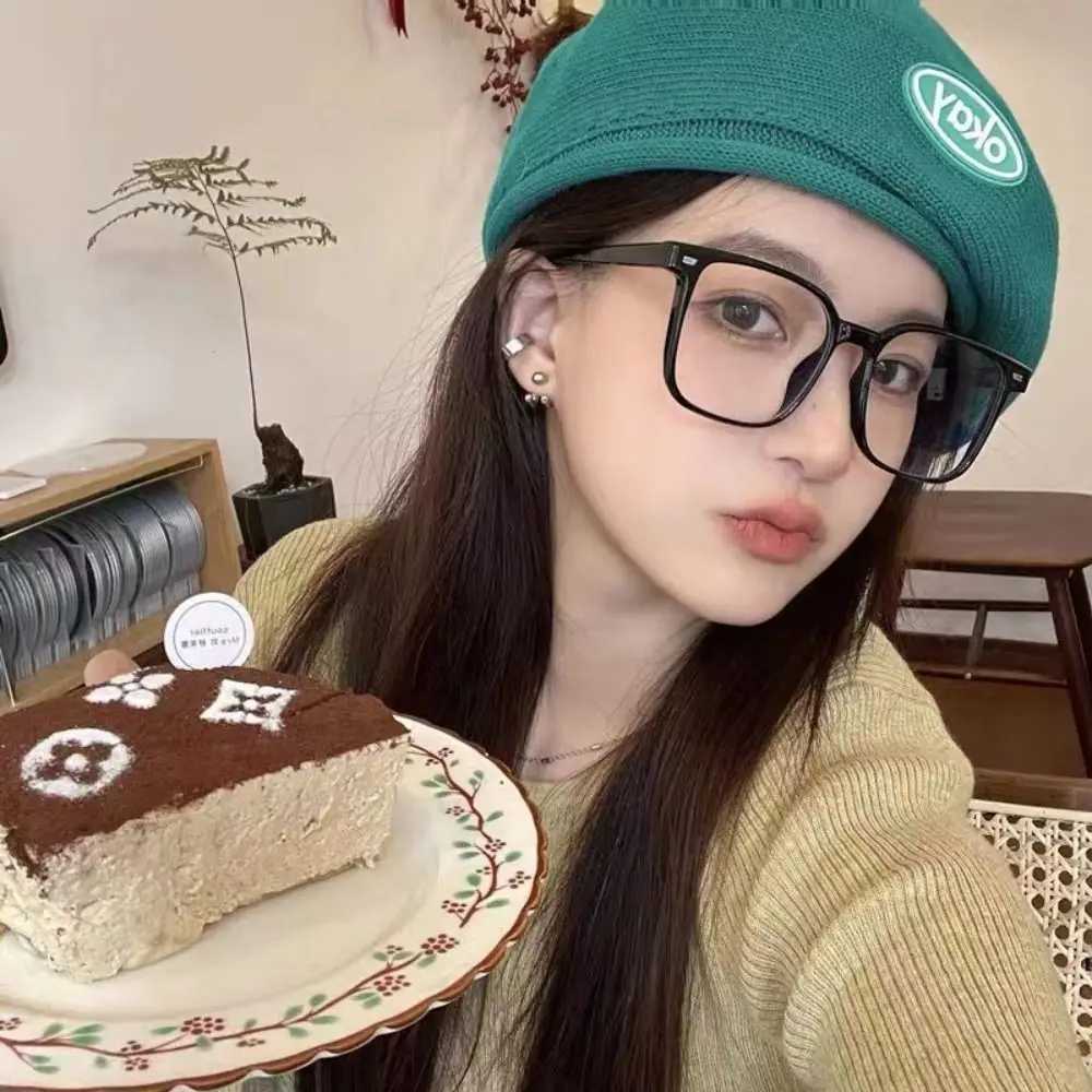Plane Mirror Anti Blue Light Glasses Trendy Transparent Without Degree Round Eyewear New Optical Spectacle Eyeglass Women MenX241008