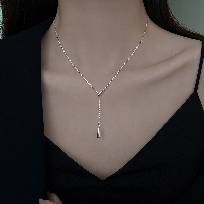 Sier plated water droplet collarbone chain niche design light high-end necklace for women 2024 new item