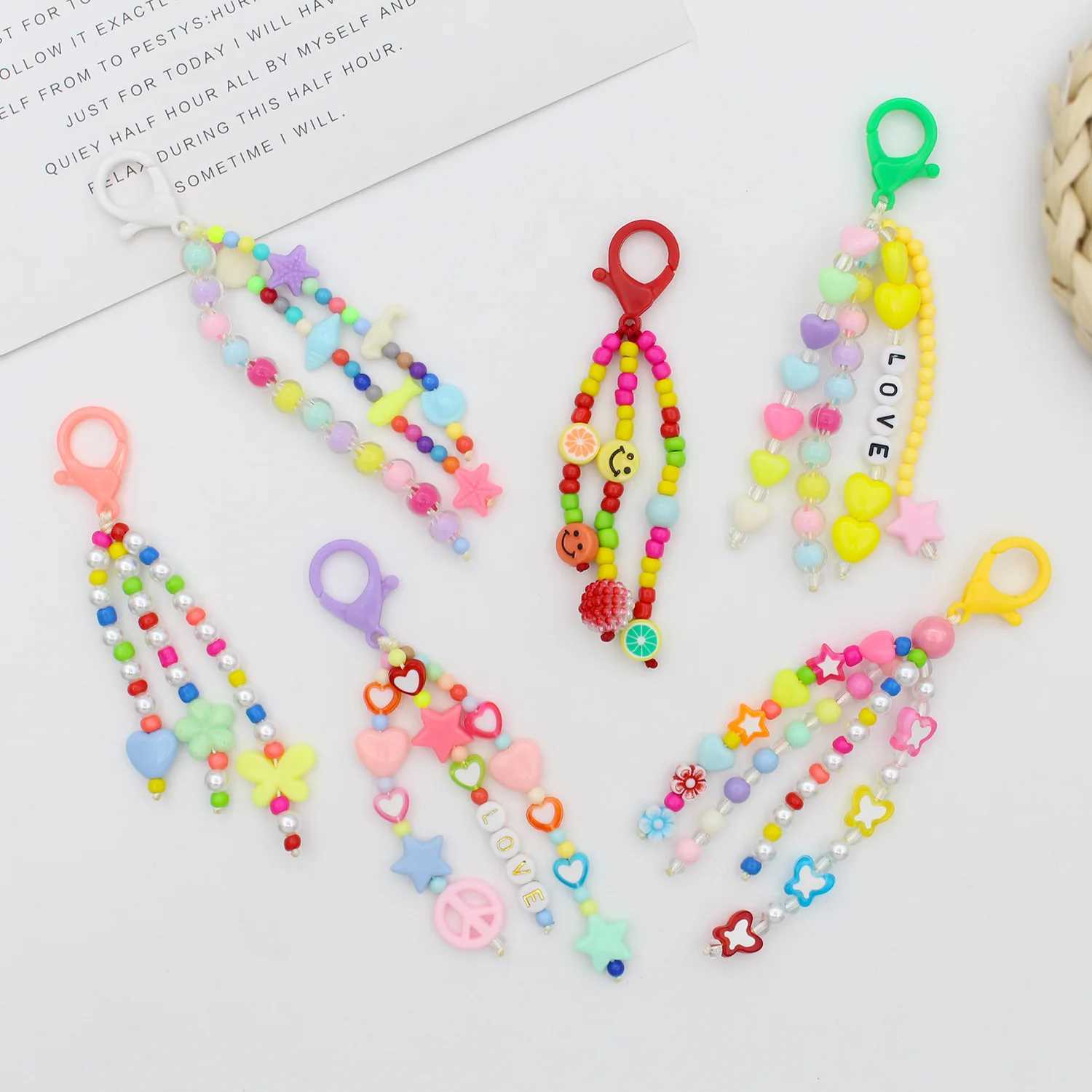 Creative Cartoon Beaded Keychain Bag Charm Mix And Match Design Small Tassel Hook Bag Car Pendant Bag Charm For GirlsX241008